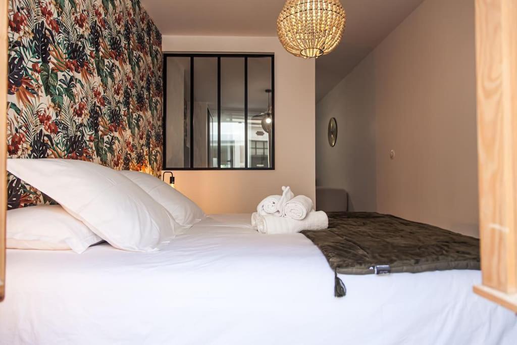 L'Escapade-Hypercentre-Parking Prive-Refait A Neuf Apartment Chateauroux Bagian luar foto