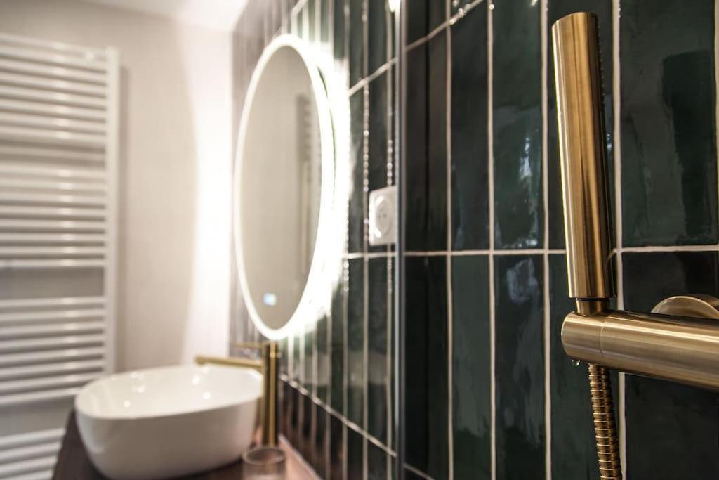 L'Escapade-Hypercentre-Parking Prive-Refait A Neuf Apartment Chateauroux Bagian luar foto